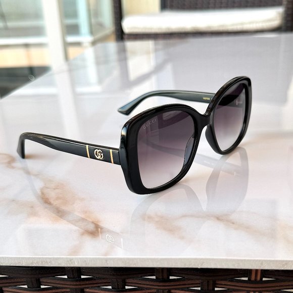 Gucci GG0762S Black Women's Square Sunglasses New 56-18-145 - Picture 9 of 16